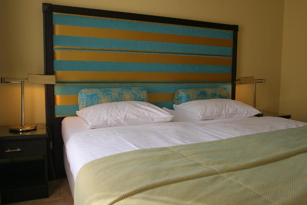 Dormio Wijnhotel Valkenburg Валкенбург Номер фото